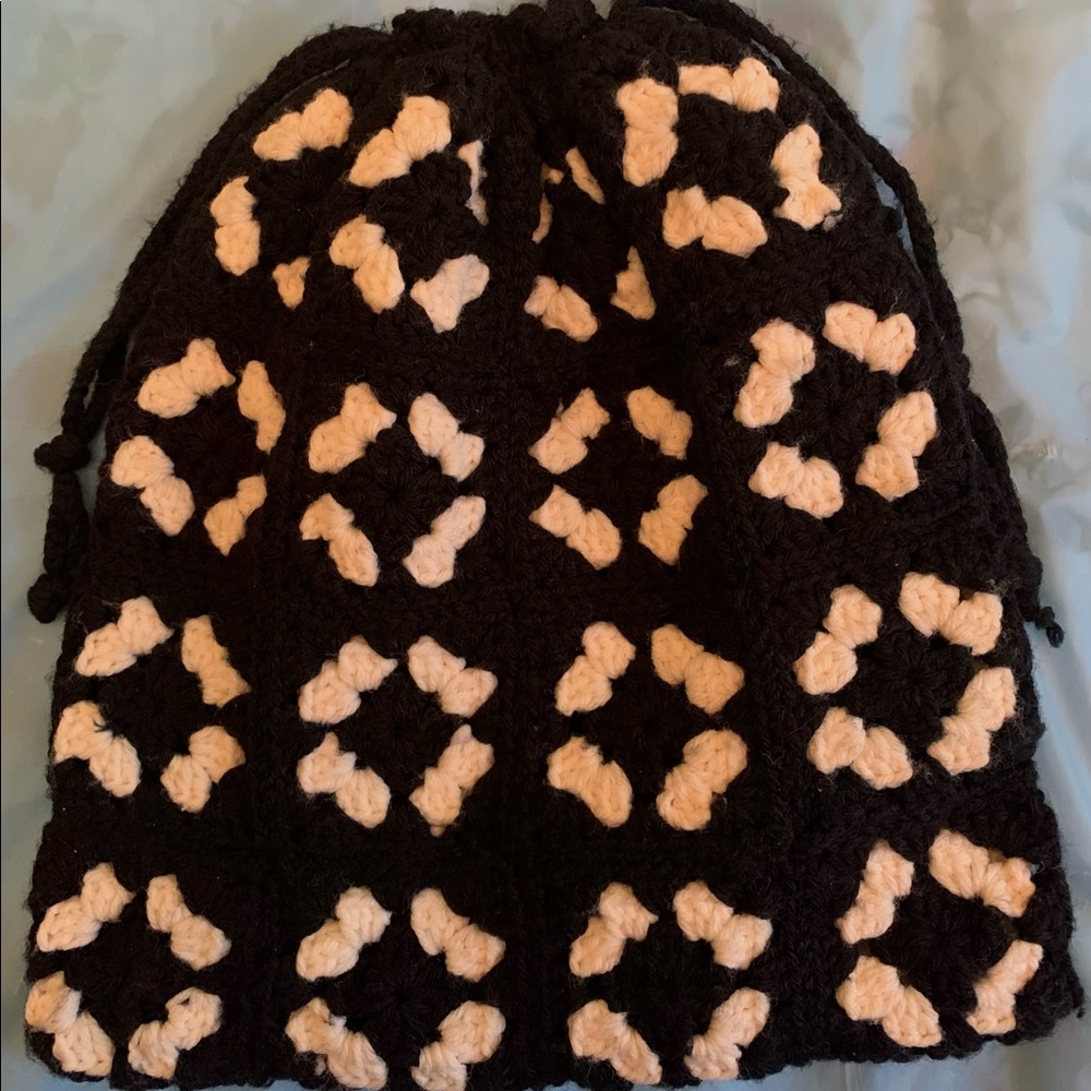 2 Hand Crochet Drawstring Bags - Picture 5 of 9